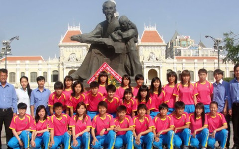 Tuyển nữ TP.HCM đặt mục tiêu vào tốp 2