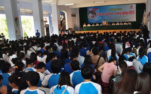 Tư vấn tuyển sinh 2013 ở Huế: băn khoăn khối C