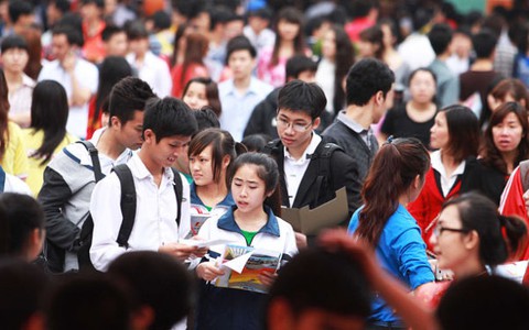 Phái yếu thích ngành "mạnh"