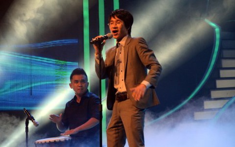 Đêm bán kết thứ 5 Vietnam’s Got Talent: Chàng luật sư gây sốt