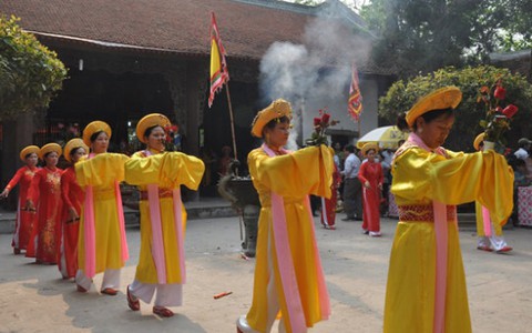 Khai hội Chử Đồng Tử - Tiên Dung