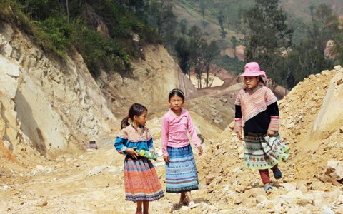 Gần lại với biên cương