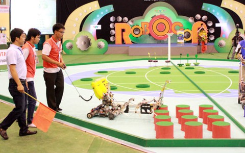 Khởi tranh cuộc thi Robocon VN 2013