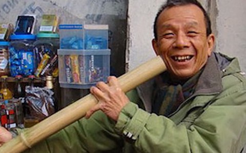 Xúc động clip giới trẻ tưởng niệm "trưởng thôn Văn Hiệp"