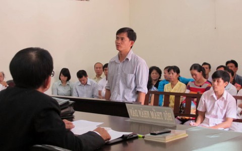 Bắt giam bác sĩ lái ôtô gây tai nạn sau 18 tháng tại ngoại