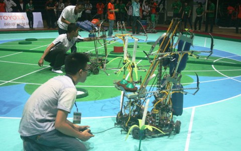 Khởi động vòng chung kết Robocon Việt Nam