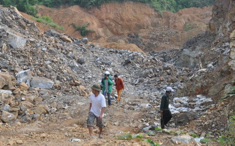 Sập hầm vàng, 3 người chết