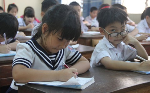 Đà Nẵng siết chặt học trái tuyến