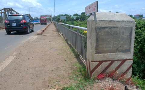 Cứu nạn mắc oan