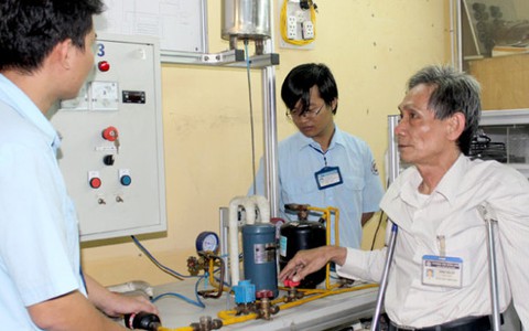 Truyền nghề bằng cả đam mê