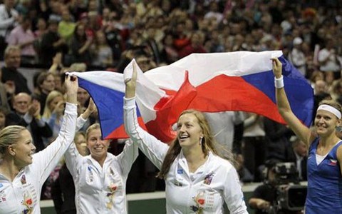 Safarova giúp CH Czech đoạt Fed Cup