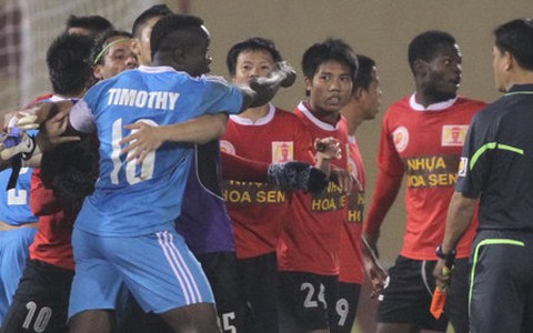 Án phạt thể thao đầu năm