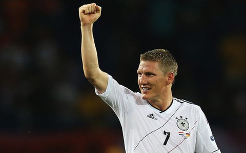 Đức: Schweinsteiger trở lại, Gomez tiếp tục vắng mặt