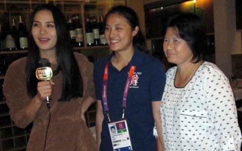 Huy chương cho mẹ