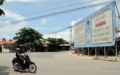 Panô gây cản trở giao thông