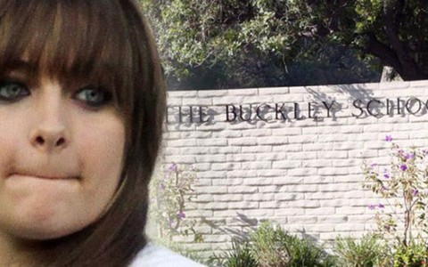 Mẹ Paris Jackson "đau đớn khôn nguôi" khi con gái tự tử