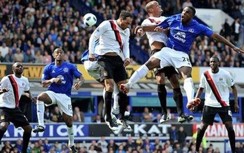 Everton hủy tham vọng của Man City