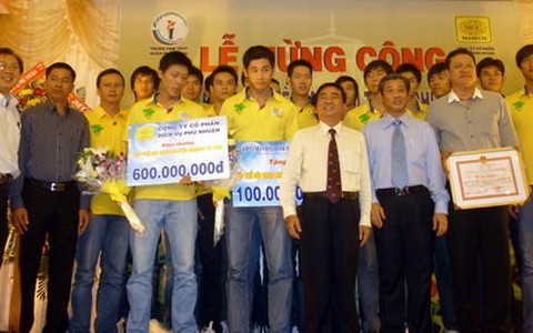 Đội Maseco TP.HCM được thưởng lớn