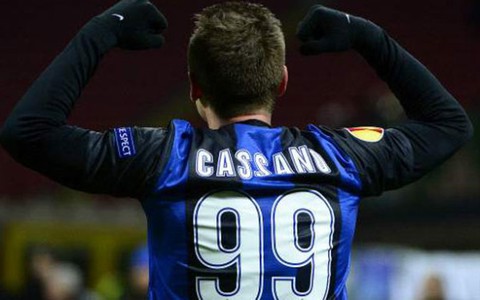 Cassano thú nhận "làm biếng tập luyện"