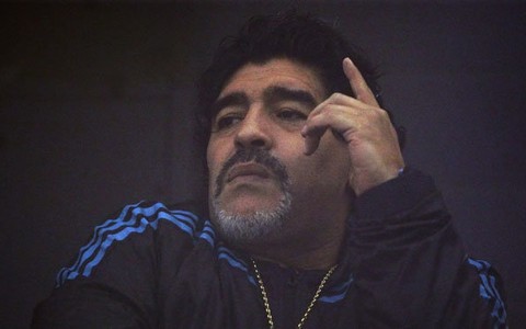 "Đòi bồi thường 17 triệu euro, quên đi Maradona!"