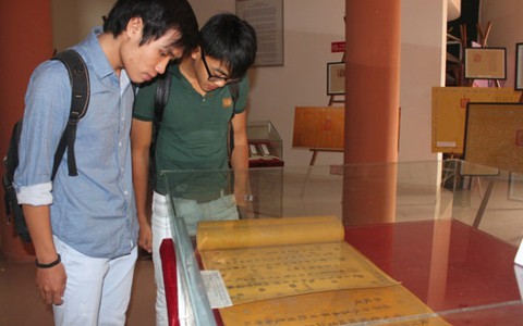 Triển lãm tư liệu Hán - Nôm ở Huế