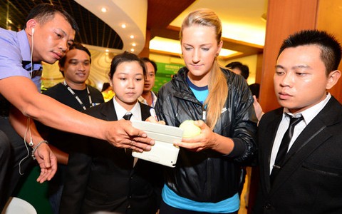 Azarenka: Xin chào Việt Nam