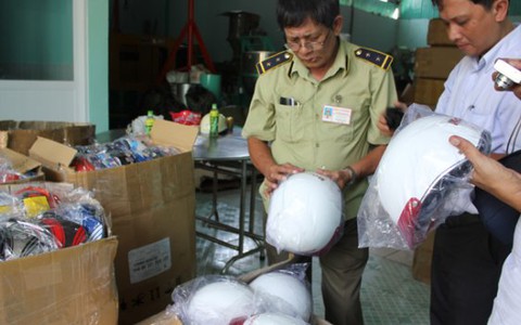 Thật giả điểm đổi mũ bảo hiểm trợ giá