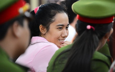 Hình ảnh phiên tòa hoa hậu, người mẫu môi giới mại dâm