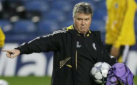 "Phù thủy" Hiddink tuyên bố nghỉ hưu