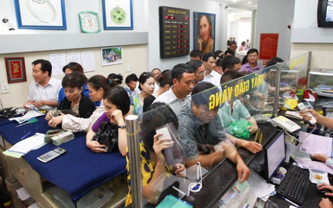 Vàng giảm dần về vùng 37 triệu đồng, thu hẹp giá mua bán