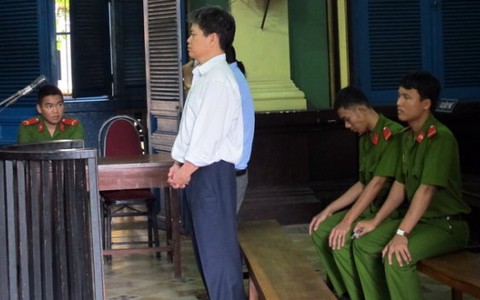 Ép doanh nghiệp đưa hối lộ, ba cán bộ thuế lãnh án