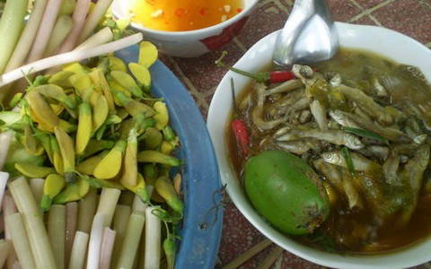 Cá linh kho bứa