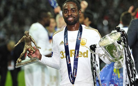 Nathan Dyer ở lại Swansea thêm 4 năm