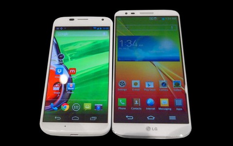 LG G2 phá cách, so cấu hình Moto X