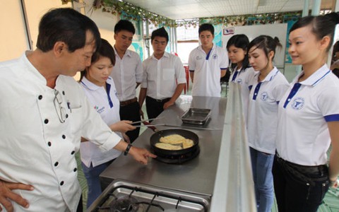 Lọt sàn, xuống... nghề - Kỳ 1: Rộng cửa trường nghề