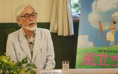 Phim của đạo diễn Hayao Miyazaki bị tố lạm dụng cảnh hút thuốc