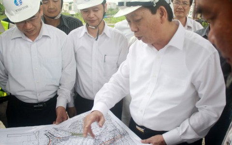 Chủ tịch TP Hà Nội "vi hành" gỡ vướng dự án giao thông