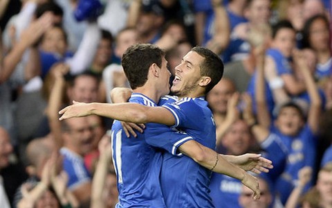 Chelsea chật vật hạ Aston Villa