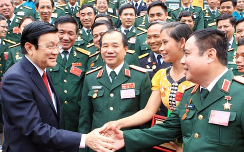 Chủ tịch nước: Xây dựng quân đội chính quy, tinh nhuệ