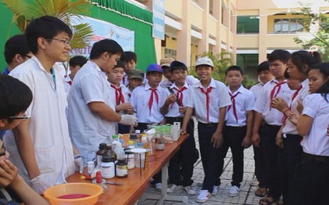 Chuyển động số 89: Gieo mầm khoa học từ "Chuyến xe tri thức"