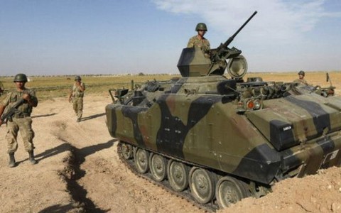 Thổ Nhĩ Kỳ đưa thêm quân tới biên giới Syria