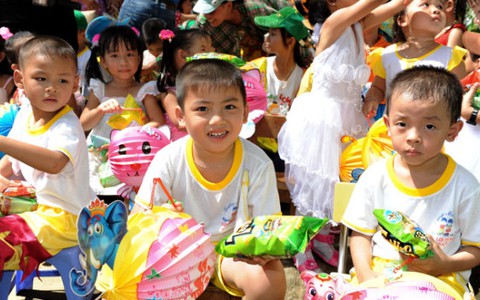 Trung thu đến với thiếu nhi vùng xa