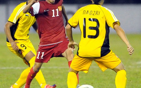 Đội U-19 Lào trông chờ phép nhiệm màu