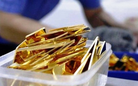 Vàng trong nước cao hơn thế giới 3,7 triệu đồng/lượng