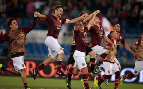 AS Roma hạ Bologna bằng chiến thắng 5 sao