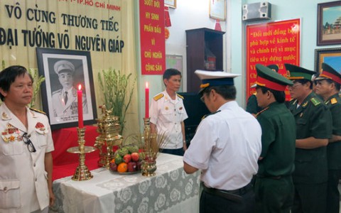 Bàn thờ Đại tướng giữa TP.HCM