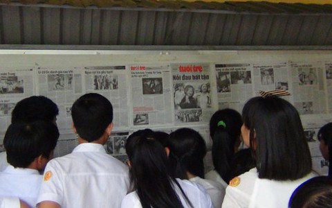 Buổi chào cờ lắng đọng