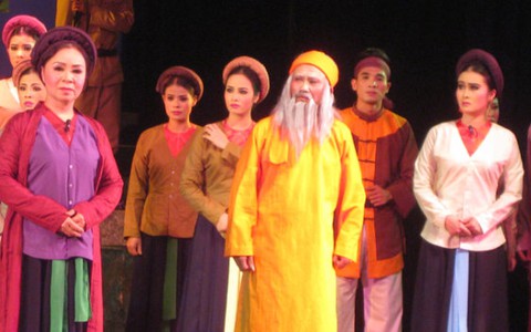 "Quả ngọt" đầu tiên từ Chợ kịch