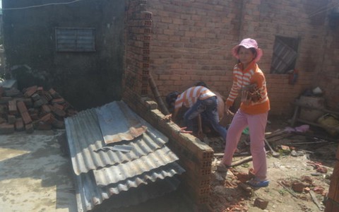 Sau bão dữ, thôi rồi...chuối ơi!