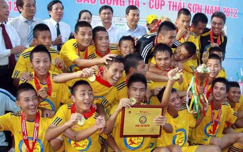 “SLNA không đưa cầu thủ cho VFF đào tạo”